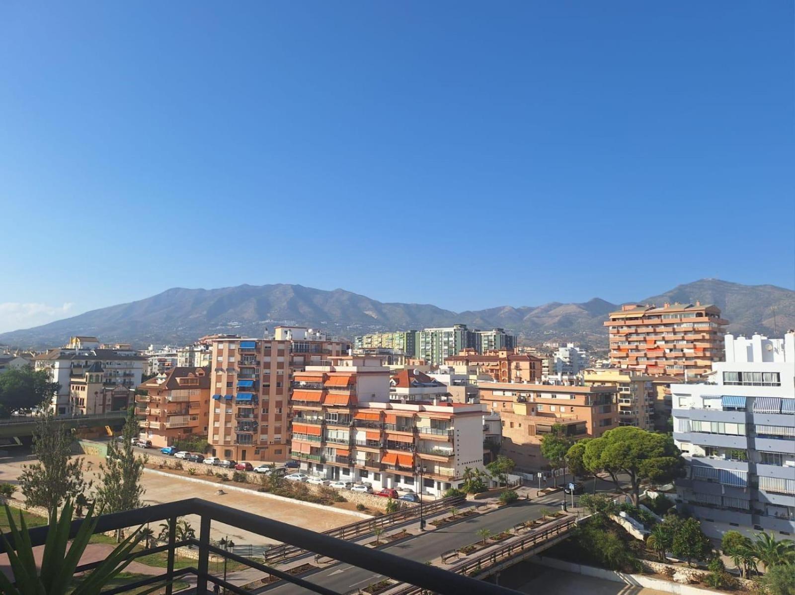 Apartamento River Playa Фуэнхирола Экстерьер фото